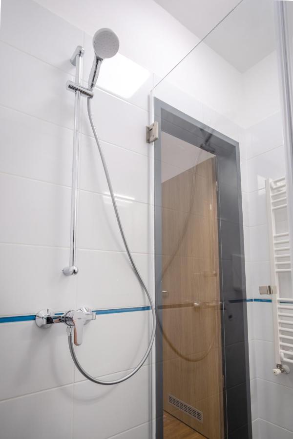 שיופוק Szent Bernadett Csaladi Apartmanhaz מראה חיצוני תמונה