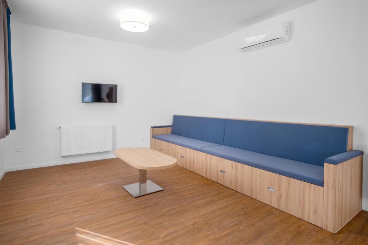 שיופוק Szent Bernadett Csaladi Apartmanhaz מראה חיצוני תמונה